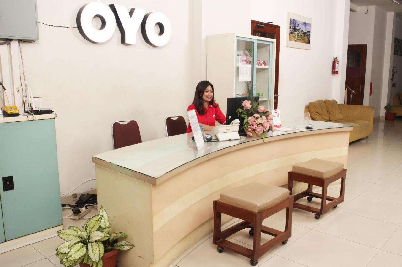 Oyo 173 Asoka Hotel Bandung Bagian luar foto